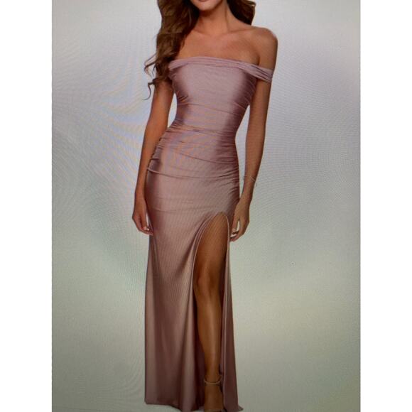 NWT La Femme Off the shoulder satin trumpet gown size 6